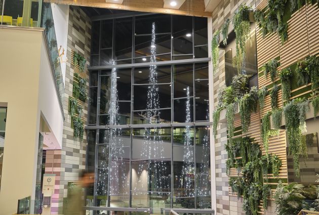 centro commerciale le Tiare allestimenti natalizi interno
