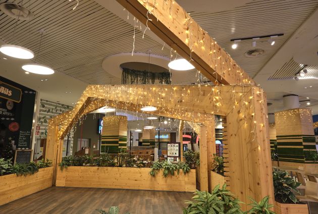 centro commerciale le Tiare allestimenti natalizi interno