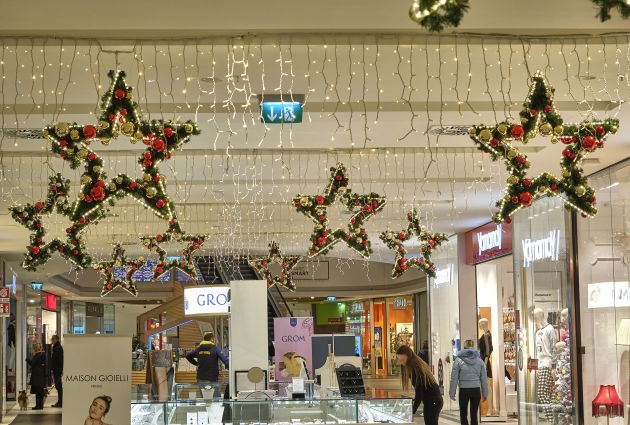 centro commerciale le Tiare allestimenti natalizi interno